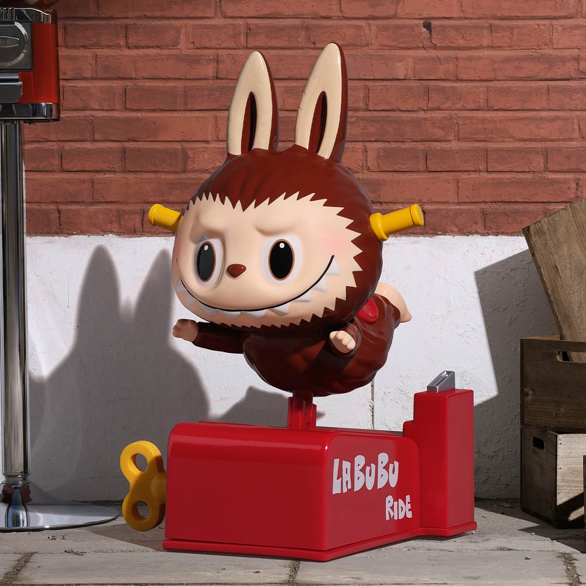 Figuras de la serie LOS MONSTRUOS Casi Ocultos