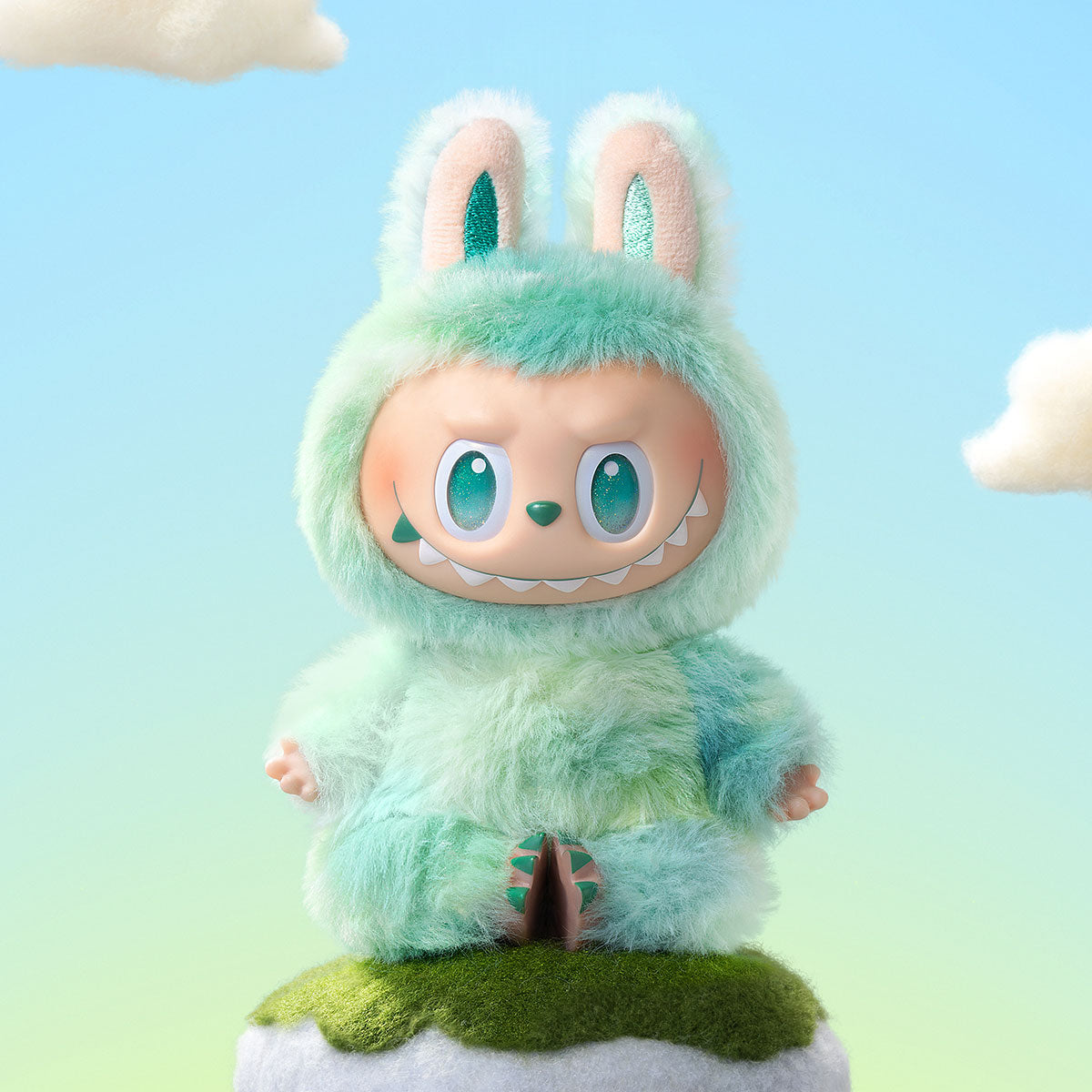 LOS MONSTRUOS Serie Big into Energy - Caja sorpresa con colgante de peluche de vinilo